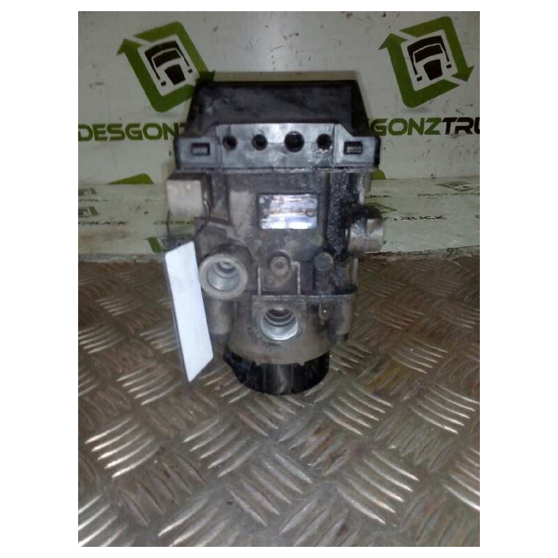 Recambio de valvula aire para renault 430 magnum e2 12.0 diesel referencia OEM IAM 0486203002  VALVULA EBS