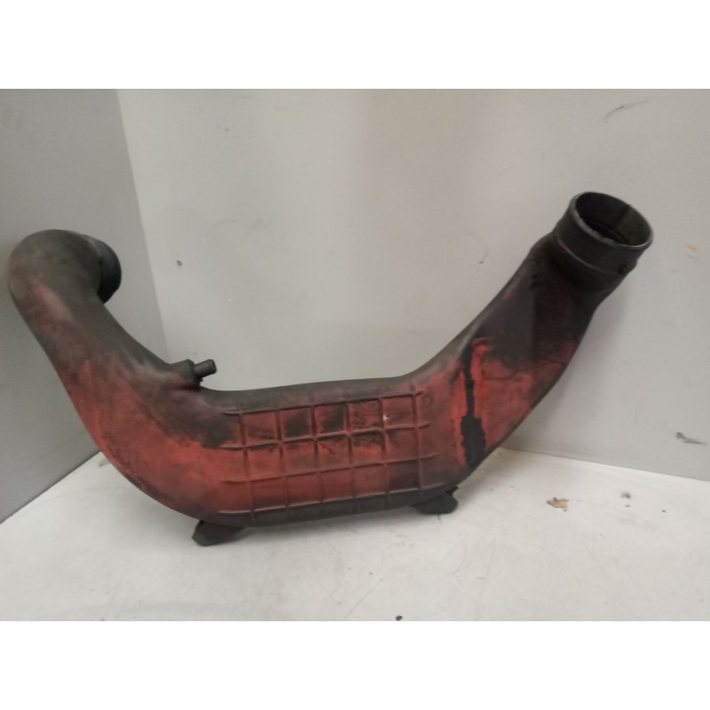 Recambio de tubo admision para iveco eurocargo 05.03  5.9 diesel referencia OEM IAM 504036778  