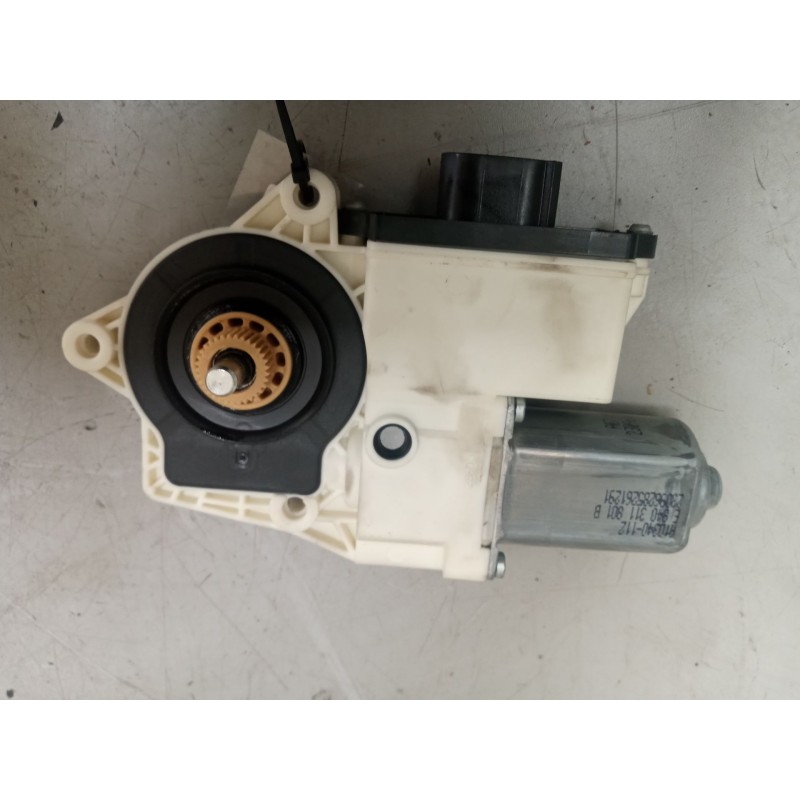 Recambio de motor elevalunas delantero izquierdo para man tgs referencia OEM IAM 81259706107  