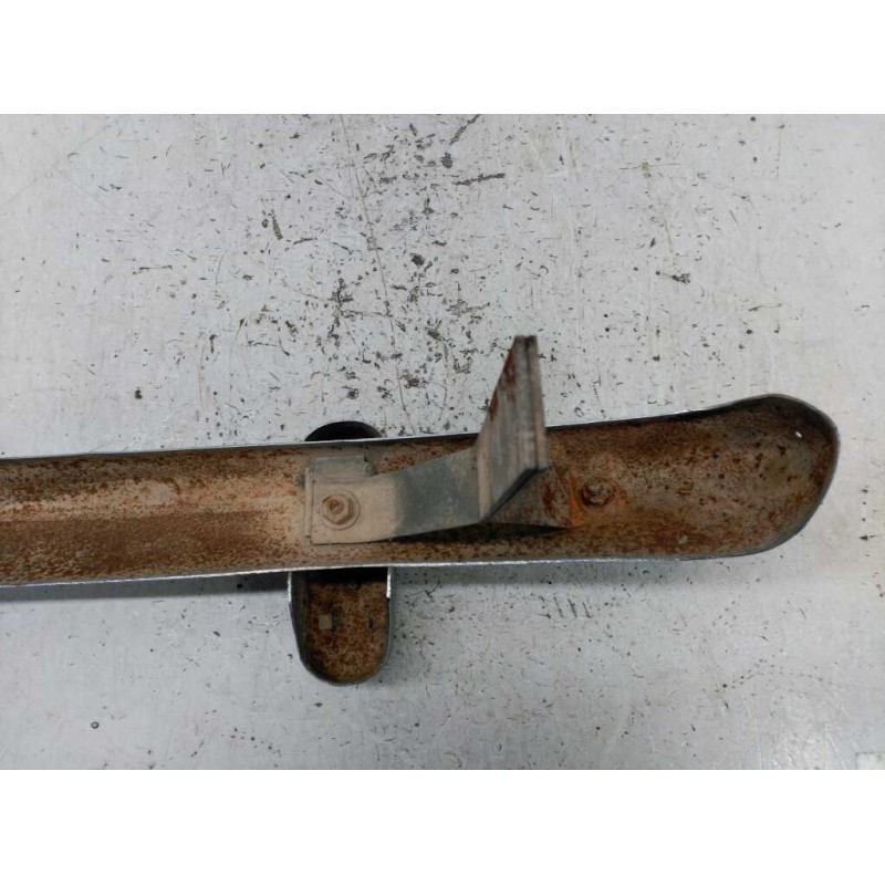 Recambio de paragolpes trasero para seat 133 -- referencia OEM IAM SEAT 133 SEAT 133 4