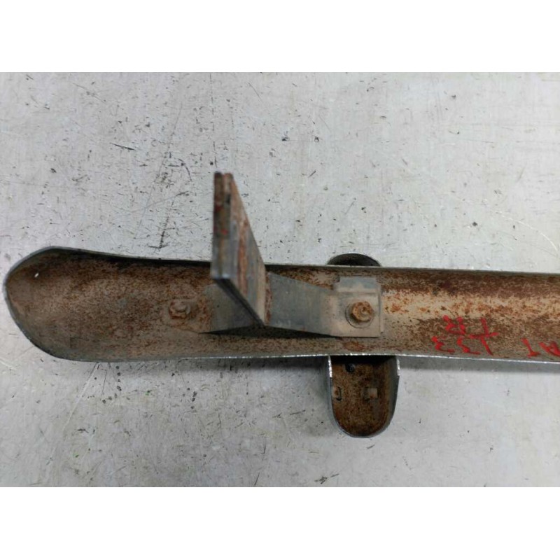 Recambio de paragolpes trasero para seat 133 -- referencia OEM IAM SEAT 133 SEAT 133 6