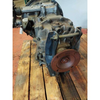 Recambio de caja cambios para nissan trucks atleon 140 referencia OEM IAM S542 1307050106 32010D8901