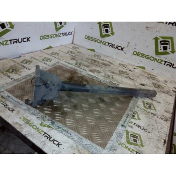 SOPORTE GUARDABARROS TRASERO 1079959 DERECHO 