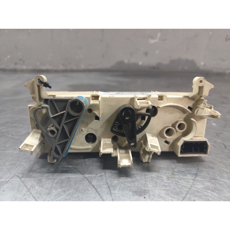 Recambio de mando calefaccion / aire acondicionado para peugeot partner (s1) break referencia OEM IAM - Blanco 2