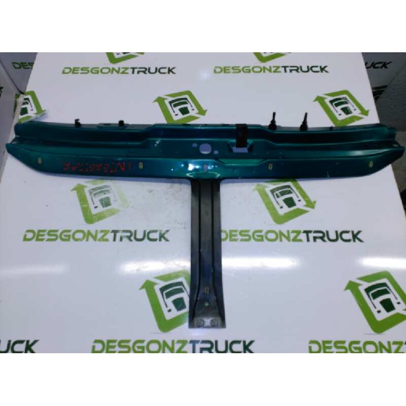 Recambio de travesaño superior para nissan interstar (x70) combi - 6, l2h2, batalla media referencia OEM IAM 6783200QAA  