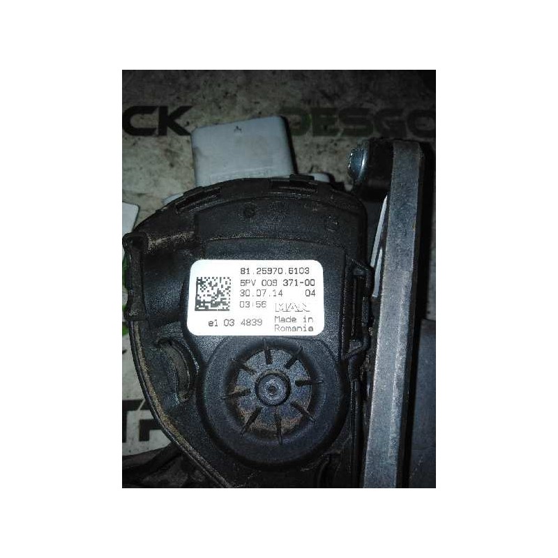 Recambio de pedal acelerador para man tgx 18.440 fg / 4x2 bl xxl referencia OEM IAM 81259706103 - Blanco 2