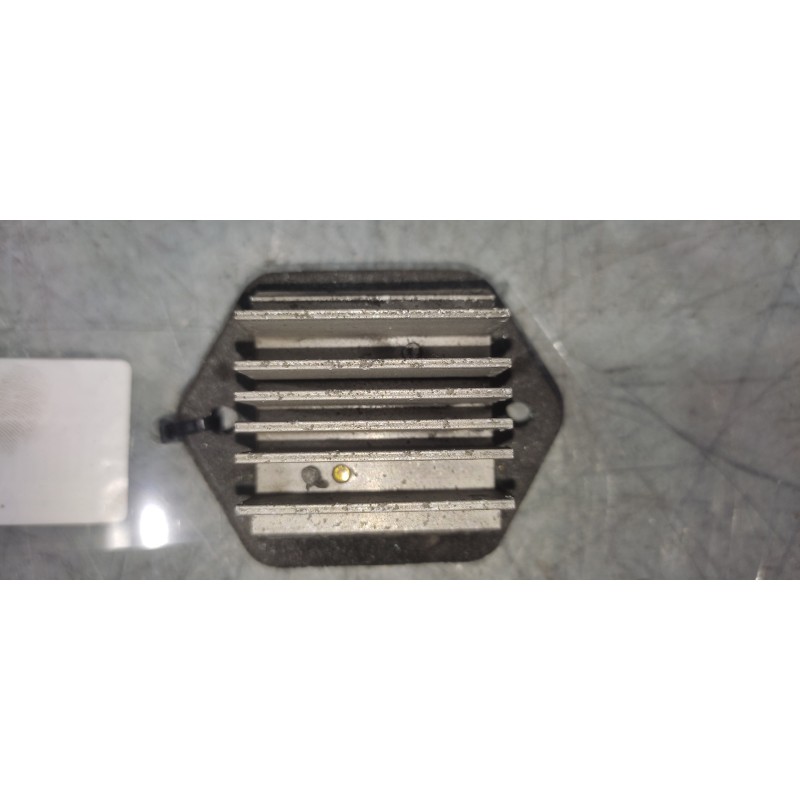 Recambio de resistencia calefaccion para kia carnival td ls referencia OEM IAM   4 PINS - Gris 2