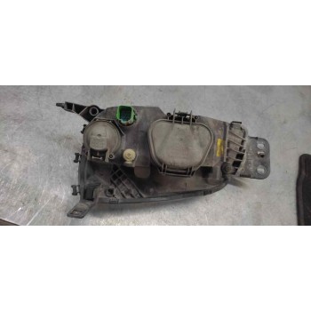 Recambio de faro derecho para ford fiesta berlina básico referencia OEM IAM   