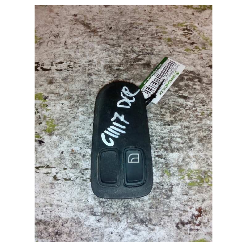Recambio de mando elevalunas delantero derecho para daf serie cf85.xxx ab06 fsa 4x2 tráfico urbano referencia OEM IAM 1693129  