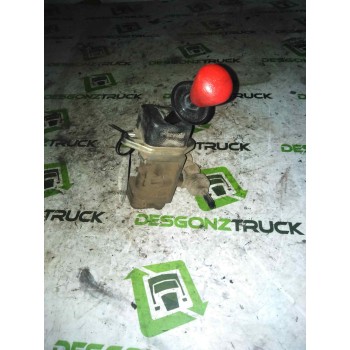 Recambio de palanca freno de mano para nissan trucks atleon 140 referencia OEM IAM 9617210540  