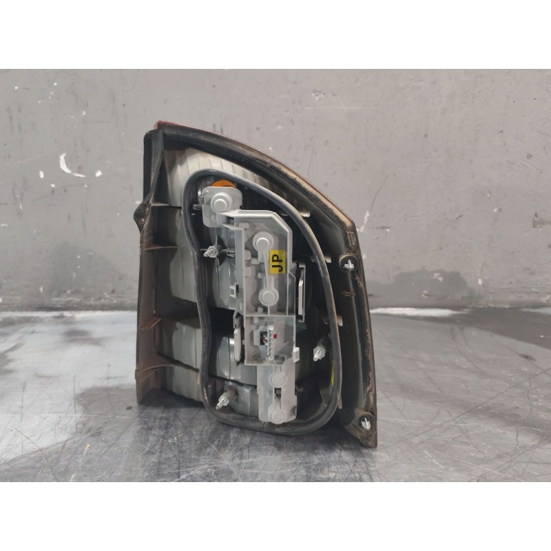 Recambio de piloto trasero derecho para opel vectra c berlina club referencia OEM IAM 13130642 - Plata 3