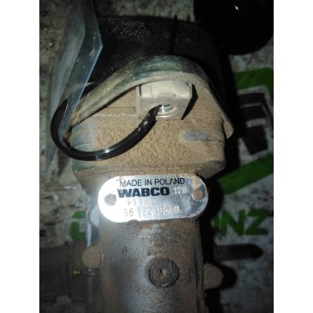 Recambio de palanca freno de mano para nissan trucks atleon 140 referencia OEM IAM 9617210540  