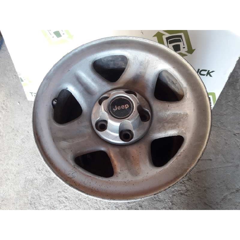 Recambio de llanta para jeep cherokee (j) 2.5 basis referencia OEM IAM  15´´ 5 TORNILLOS