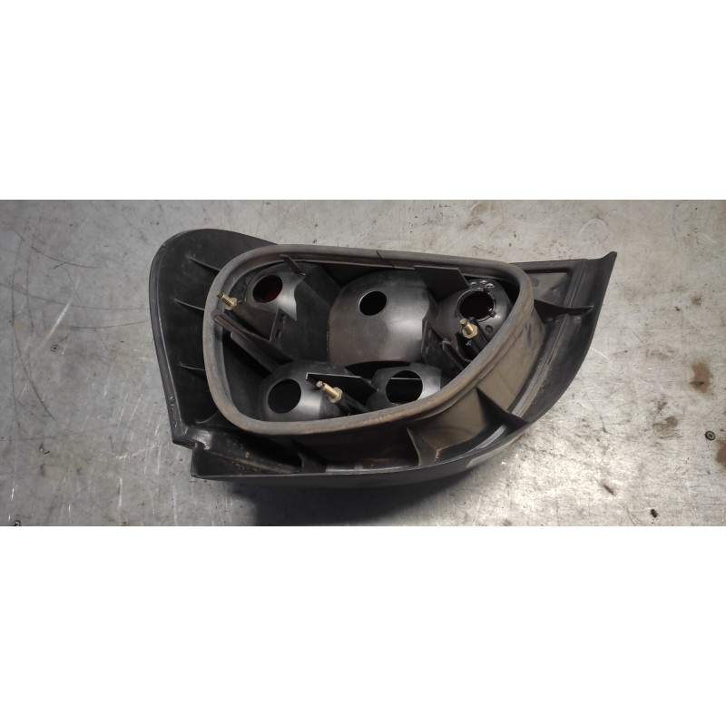 Recambio de piloto trasero izquierdo para renault megane i fase 2 berlina (ba0) 1.9 dci authentique referencia OEM IAM 2