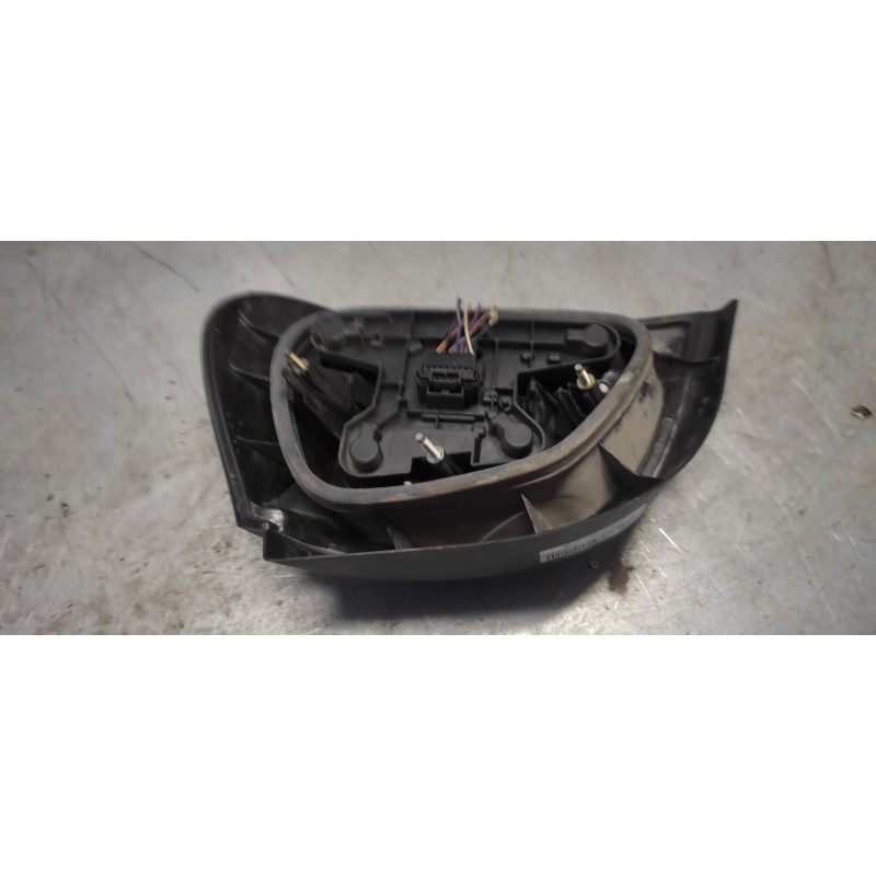 Recambio de piloto trasero izquierdo para renault megane i fase 2 berlina (ba0) 1.9 dci authentique referencia OEM IAM 2