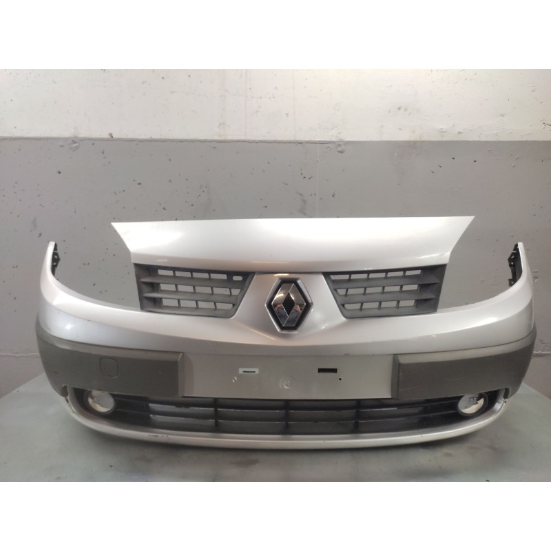 Recambio de paragolpes delantero para renault scenic ii 1.9 dci diesel referencia OEM IAM   