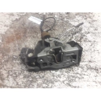 CERRADURA PUERTA DELANTERA DERECHA A1687201035 