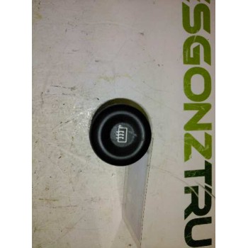 Recambio de boton antivaho para nissan interstar (x70) combi - 6, l2h2, batalla media referencia OEM IAM 8200047293  