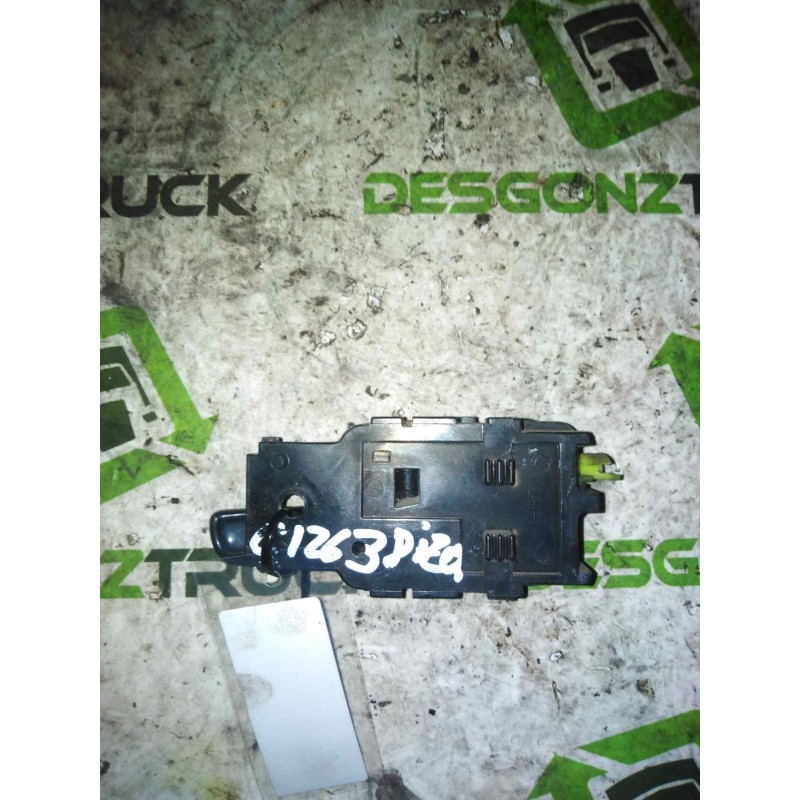 Recambio de maneta interior delantera izquierda para nissan trucks atleon 140 referencia OEM IAM - Blanco 2