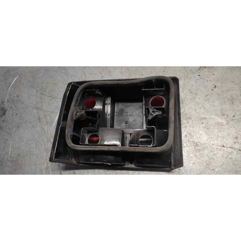 Recambio de piloto trasero derecho para renault 19 hatchback (b/c53) tde referencia OEM IAM 2