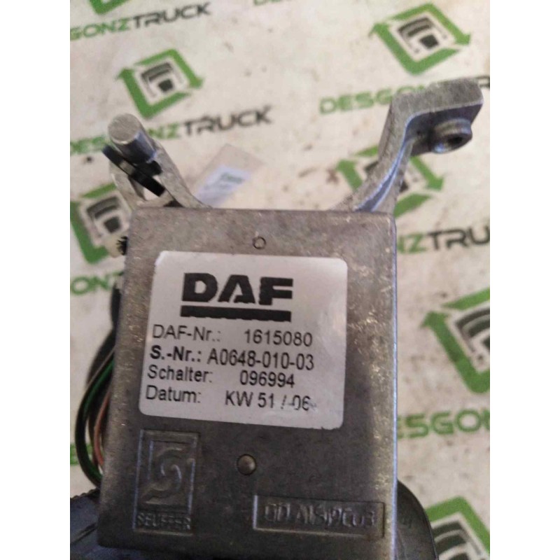Recambio de mando intermitentes para daf serie xf105.460 fsa 4x2 space-cab referencia OEM IAM 1615080 2