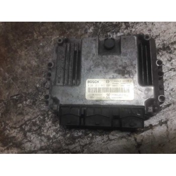 CENTRALITA MOTOR UCE 0281011646 8200305678 8200355802