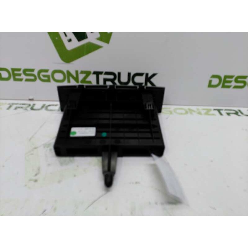 Recambio de sujeta vaso para alfa romeo 147 (190) 1.9 jtd 120 collezione referencia OEM IAM 7352990590 - Rojo 2