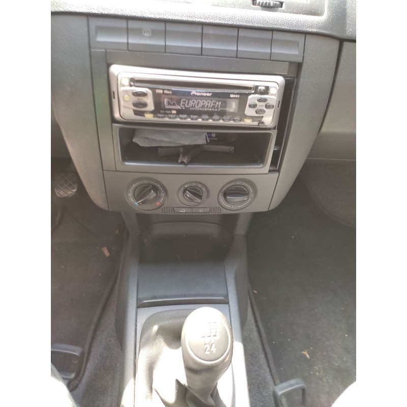 Recambio de sistema audio / radio cd para skoda fabia i (6y2) 1.4 tdi referencia OEM IAM   