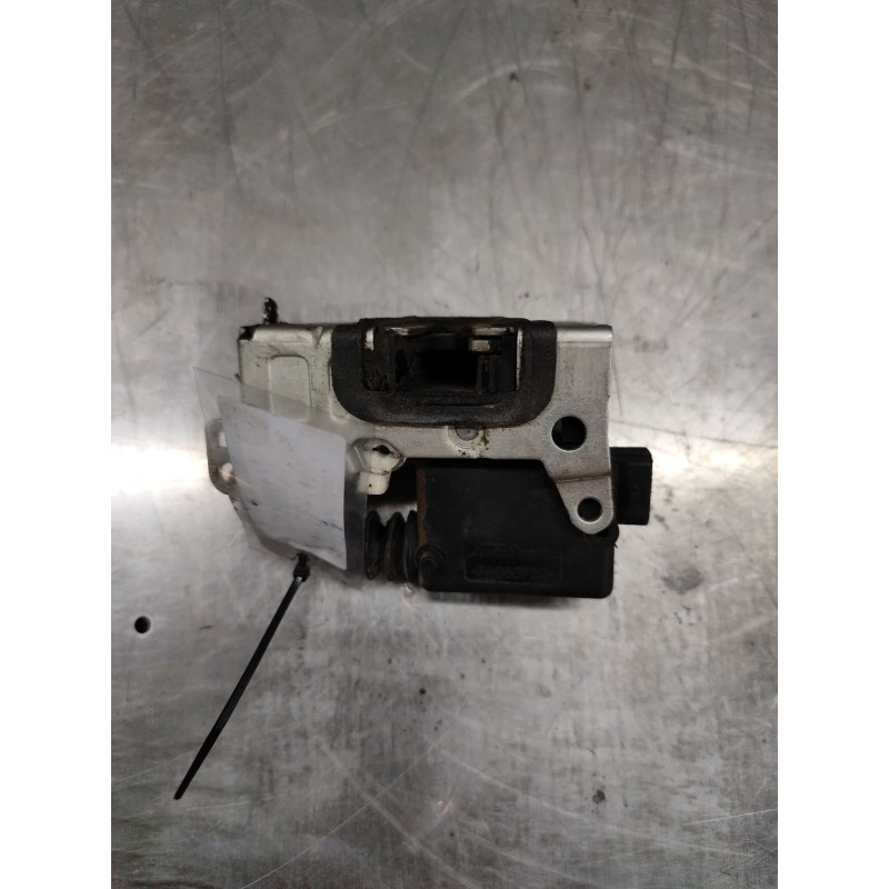 Recambio de cerradura puerta trasera derecha para dacia duster ambiance 4x2 referencia OEM IAM - Gris 2