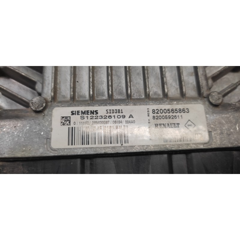 Recambio de centralita motor uce para renault scenic ii 1.5 dci diesel referencia OEM IAM 8200565863 8200592611 2