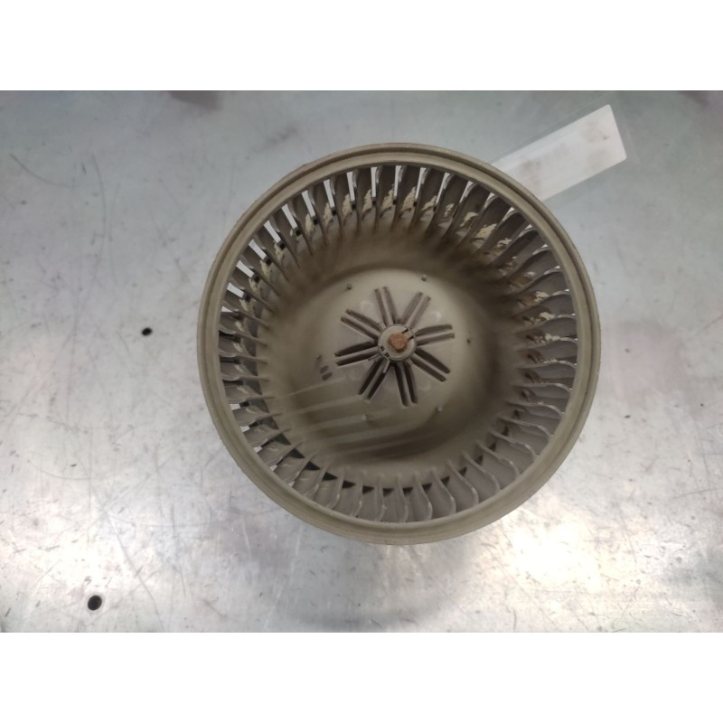 Recambio de ventilador calefaccion para mitsubishi space star (dg0) 1300 referencia OEM IAM 030838  