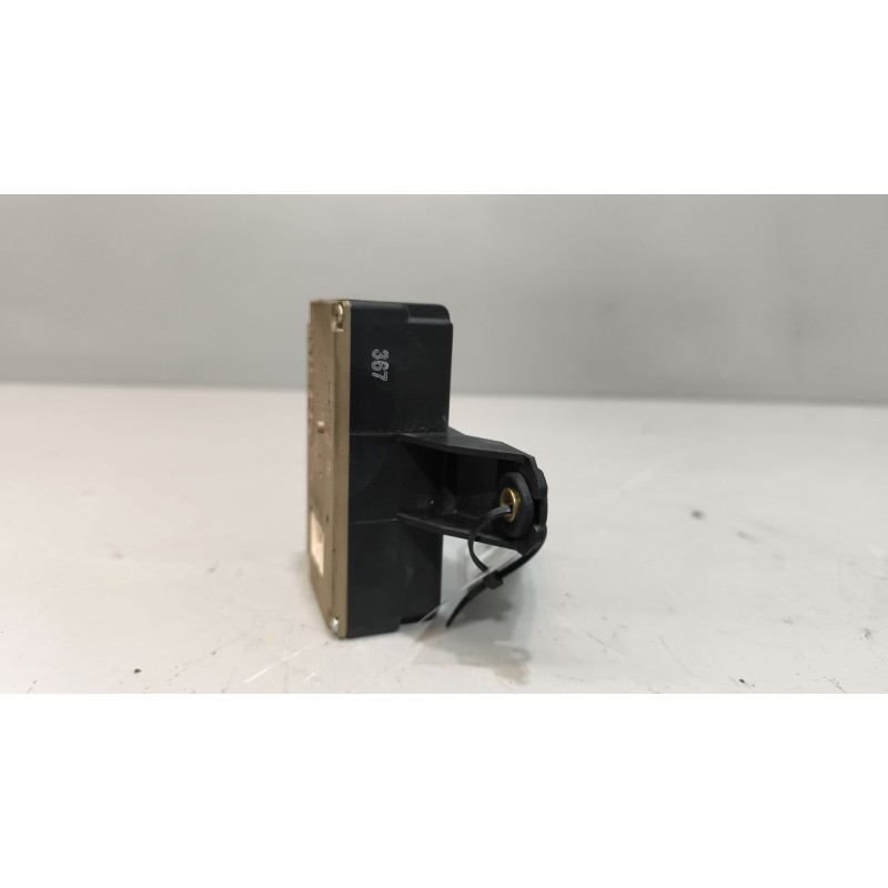 Recambio de modulo electronico para iveco eurocargo 3.9 diesel referencia OEM IAM 504206106 - Blanco 2