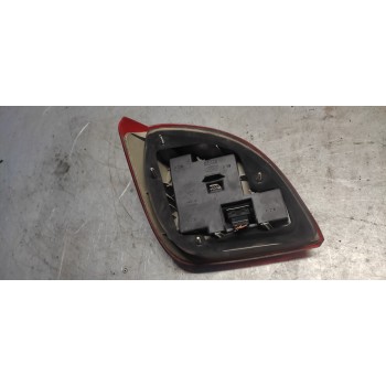 Recambio de piloto trasero derecho para ford fiesta berlina (dx) 1.25 16v cat referencia OEM IAM   