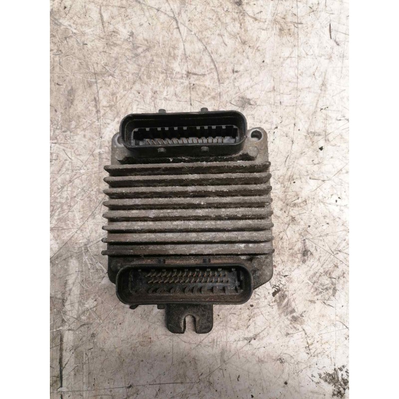Recambio de centralita motor uce para opel astra g berlina referencia OEM IAM 09355909 - Rojo 2