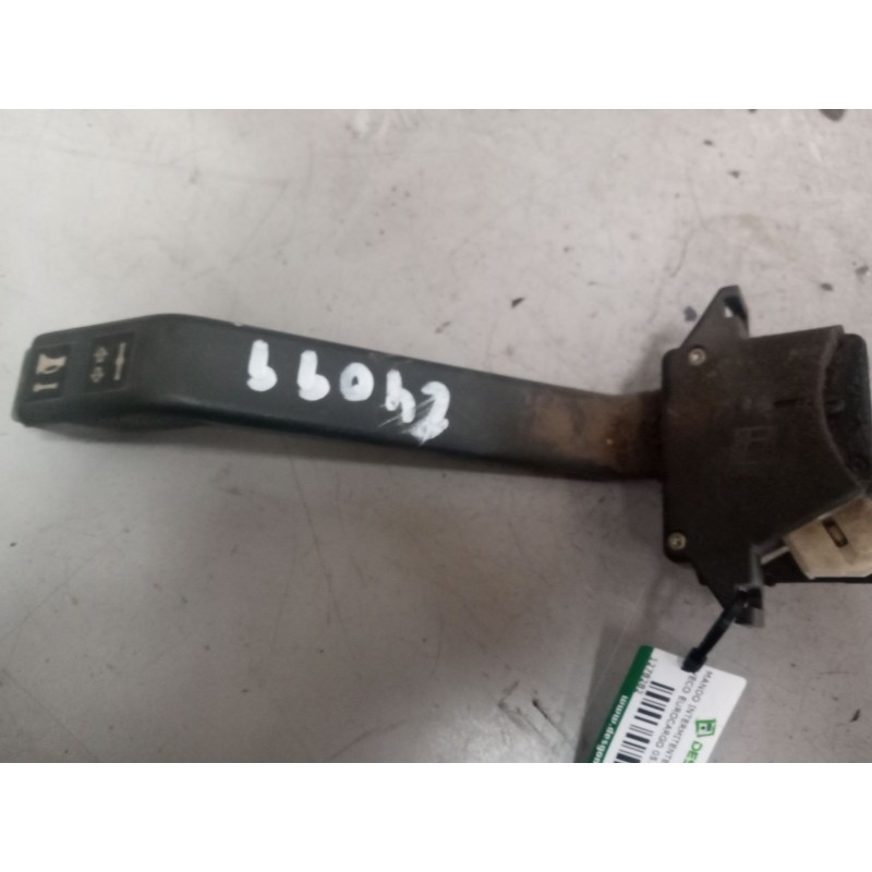 Recambio de mando intermitentes para iveco eurocargo 05.03  5.9 diesel referencia OEM IAM 93194121  