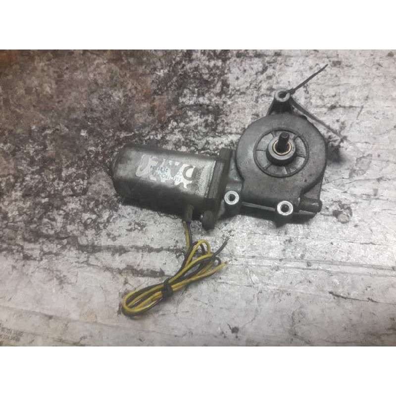 Recambio de motor elevalunas delantero derecho para iveco daily caja abierta / volquete 2.8 diesel cat referencia OEM IAM 213170