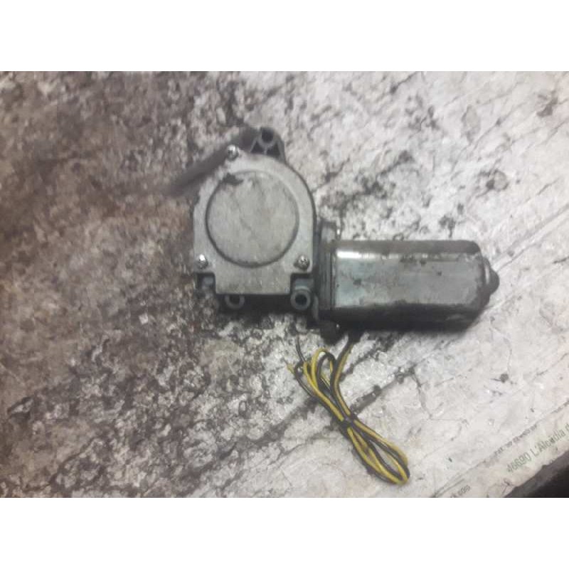 Recambio de motor elevalunas delantero derecho para iveco daily caja abierta / volquete 2.8 diesel cat referencia OEM IAM 213170 2
