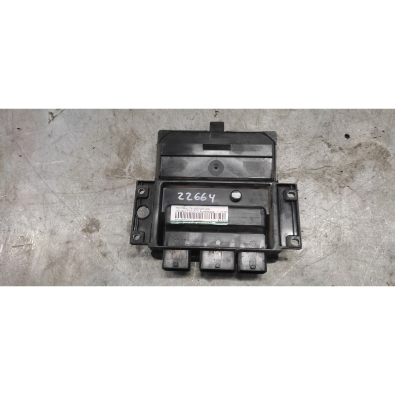 Recambio de centralita motor uce para renault clio iii authentique referencia OEM IAM 8200399038 8200619409 - Gris 3