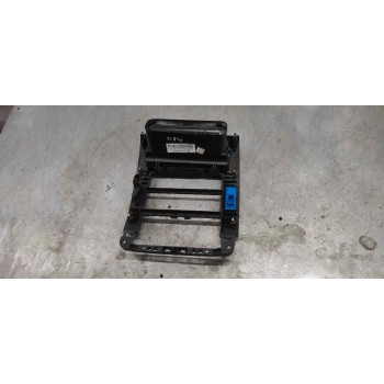 Recambio de guarnecidos consola de mandos para peugeot expert kasten furg. referencia OEM IAM   