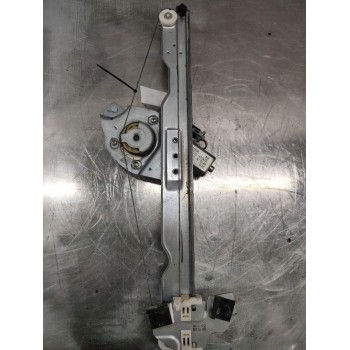 Recambio de elevalunas delantero derecho para dacia duster ambiance 4x2 referencia OEM IAM 82007338280  