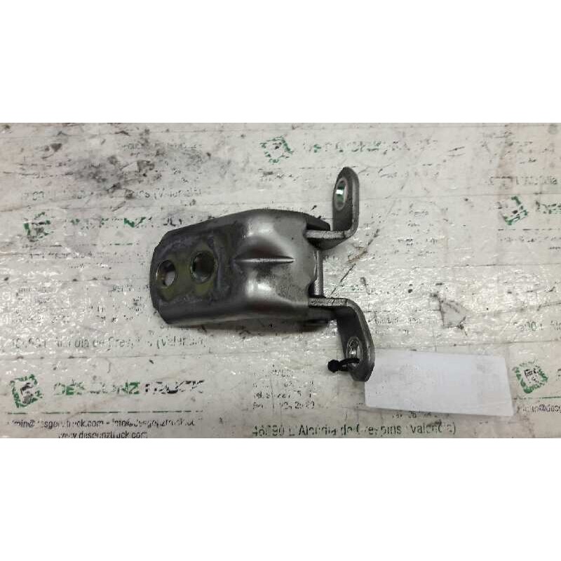 Recambio de bisagra delantera derecha para nissan x-trail (t30) comfort referencia OEM IAM  INFERIOR 