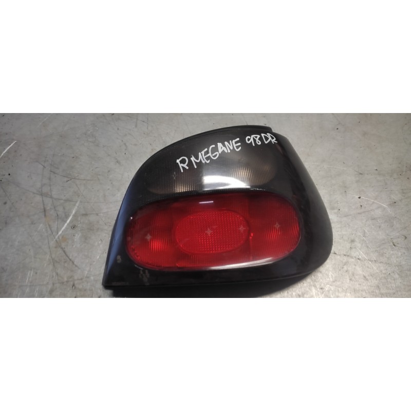 Recambio de piloto trasero derecho para renault megane i fase 2 berlina (ba0) 1.9 dci authentique referencia OEM IAM