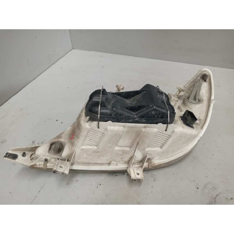 Recambio de faro derecho para mercedes-benz sprinter 02.00  caja cerrada 416 cdi (904.662) referencia OEM IAM - Blanco 3