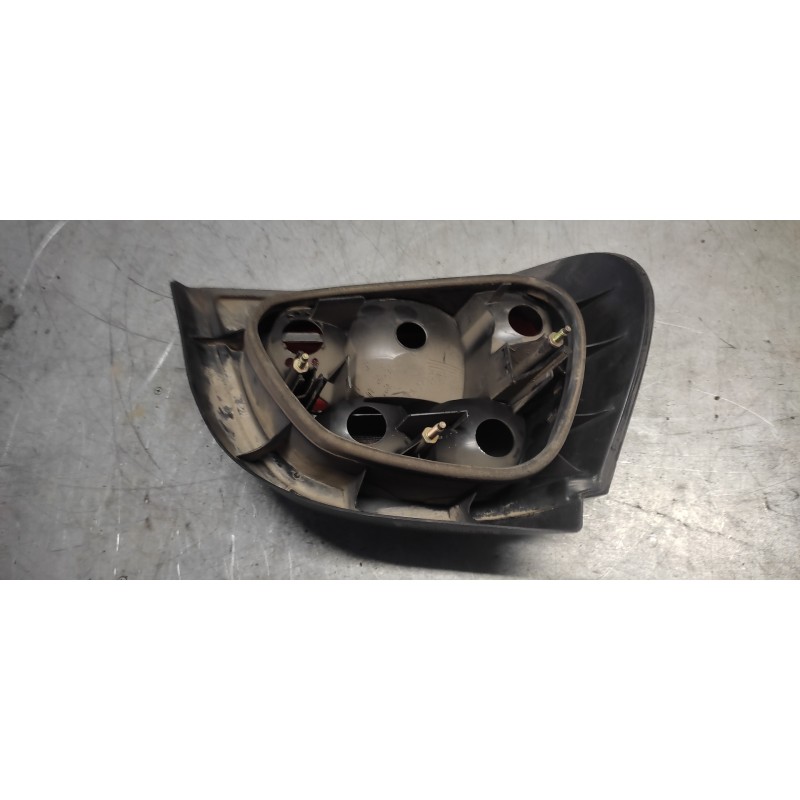 Recambio de piloto trasero derecho para renault megane i fase 2 berlina (ba0) 1.9 dci authentique referencia OEM IAM 2