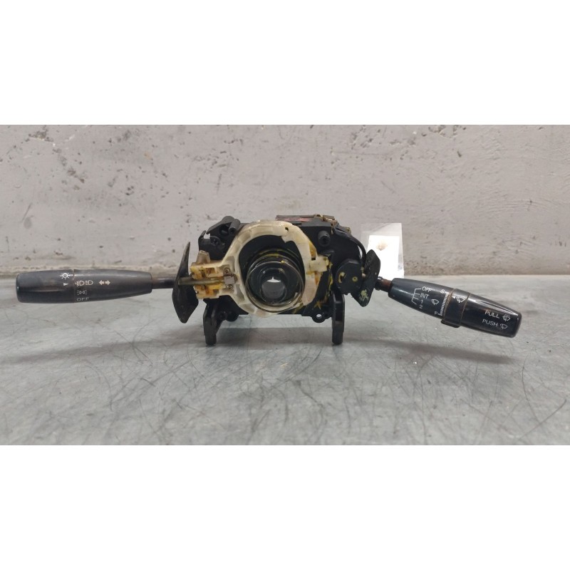 Recambio de mando multifuncion para kia carens 2.0 crdi ex monovolumen referencia OEM IAM   