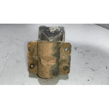 Recambio de soporte guardabarros trasero para daf xf 105 fa 105.460 (462cv) referencia OEM IAM   