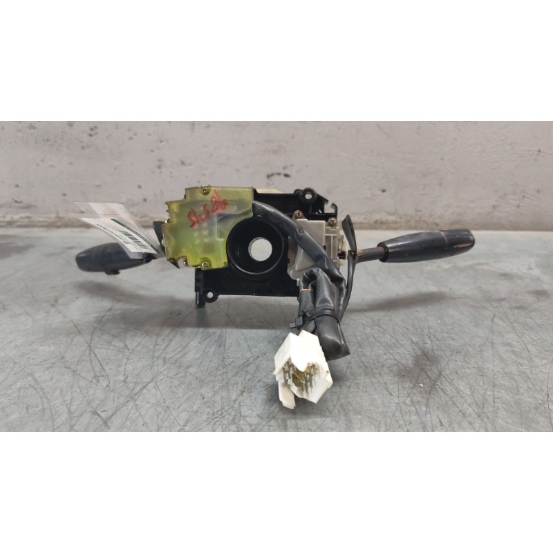 Recambio de mando multifuncion para kia carens 2.0 crdi ex monovolumen referencia OEM IAM 2