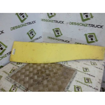 MOLDURA PUERTA DELANTERA IZQUIERDA 500397857 