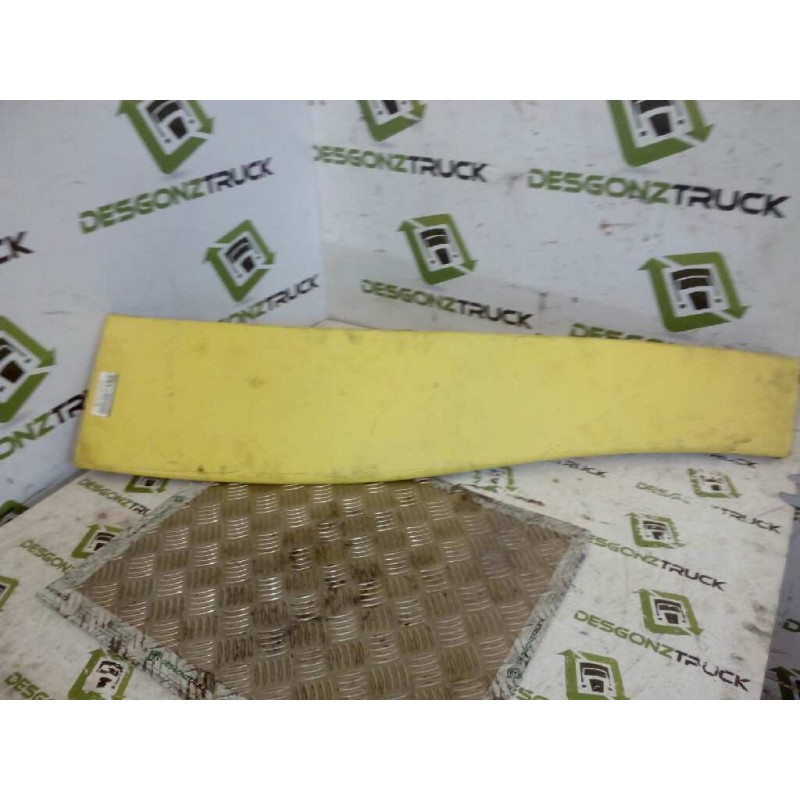 Recambio de moldura puerta delantera izquierda para iveco stralis (as) fsa t / fp lt 4x2 gran espacio referencia OEM IAM 5003978 - Amarillo