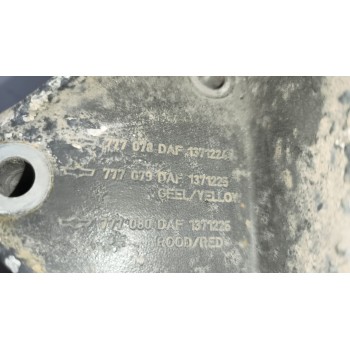 Recambio de soporte guardabarros trasero para daf xf 105 fa 105.460 (462cv) referencia OEM IAM   
